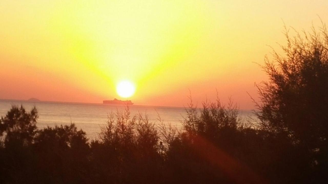 Aparthotel Troulis Seaside Amoudara Lasithiou Esterno foto